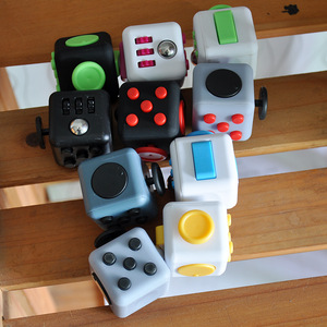 Giảm Giá Mạnh Khối Lập Phương Fidget Đồ Chơi Giảm Căng Thẳng Lo Âu Áp Lực Khối Lập Phương Con Quay Fidget Chống Căng Thẳng - Product Image 5