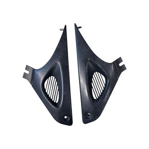 Pannelli Laterali Sinistro e Destro per Suzuki SV650 1999 - Plastica ABS Effetto Fibra di Carbonio Nuovi e Usati - Product Image 1