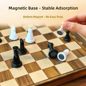 Jeu d'échecs magnétique <span class=keywords><strong>3</strong></span>-en-1 format de poche avec plateau en fer blanc, pièces en plastique pour Échecs, Tic Tac Toe et Serpents et Échelles, idéal comme cadeau éducatif - Product Image 4