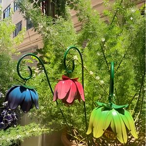 Juego de 3 piezas de soporte de <span class=keywords><strong>maceta</strong></span> de Metal de color hierro No se necesita electricidad Campana a prueba de viento Poste de jardín para patio interior y exterior - Product Image 4