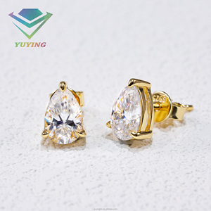 Boucles d'oreilles clous personnalisées à 4 griffes avec diamant de laboratoire CVD/HPHT 1 carat, or blanc, diamant rond/poire/émeraude certifié IGI, bijoux unisexe - Product Image 1