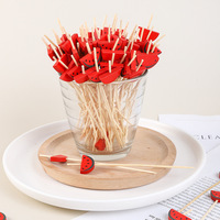 Piques à cocktail en bambou écologiques de 4,7 pouces, motif pastèque classique et mignon, pour bar, apéritifs aux fruits, buffet, décoration de fête estivale