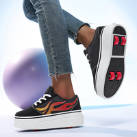 Chaussures de skate à roulettes électriques 2-en-1 pour enfants, décontractées, personnalisées, en toile, pour garçons et filles, fabriquées par le fabricant