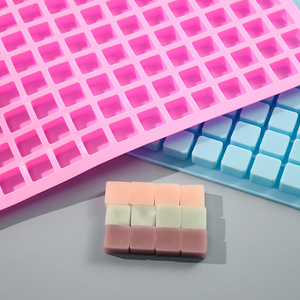 <span class=keywords><strong>Moule</strong></span> <span class=keywords><strong>à</strong></span> <span class=keywords><strong>glaçons</strong></span> DIY 126 cavités, <span class=keywords><strong>moule</strong></span> en silicone pour <span class=keywords><strong>glaçons</strong></span> et bonbons faits maison - Product Image 6