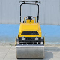La Chine Mini 1,8 tonne LTC2018 double rouleau de route à tambour compacteur manuel