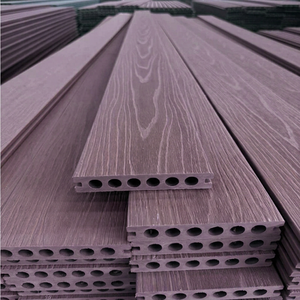 Tablas de Terraza Compuestas Resistentes a la Decoloración, Pisos para Exteriores con Protección UV, Terraza de WPC de Larga Duración - Product Image 1