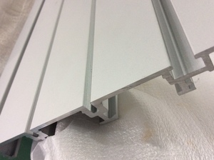 Aanhangwagen <span class=keywords><strong>Aluminium</strong></span> Vloer Oem Aangepast Geëxtrudeerd <span class=keywords><strong>Aluminium</strong></span> Profiel Voor Trailer Vloeren - Product Image 5