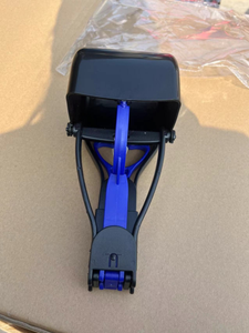 Commercio all'ingrosso raccoglitore di cacca in plastica pieghevole per cani Scooper con borse - Product Image 5