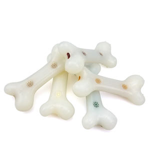 Giocattolo da Masticare per Cani Quasi Indistruttibile Osso in Nylon con Profumo di Manzo per Cani che Masticano Aggressivamente - Product Image 4