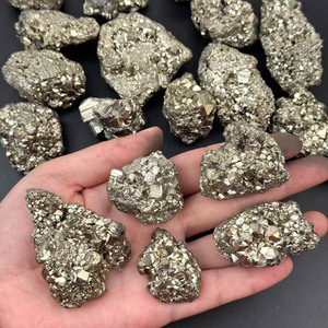 Piedra Energética de <span class=keywords><strong>Pirita</strong></span> Natural en Bruto de Alta Calidad al por Mayor para Feng Shui - Product Image 1