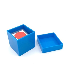 Trucchi Magici Tascabili Misteriosi con Cubo Colorato in Plastica, Perfetti per Bambini e Giovani Maghi - Product Image 2
