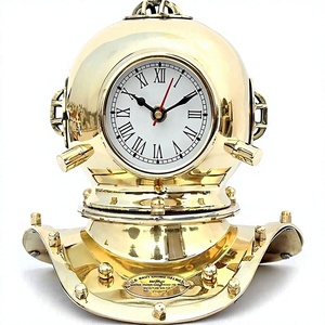 Reloj de Escritorio Decorativo Vintage de Latón Premium con Diseño de Casco de Buceo para Decoración del Hogar Costero y Regalos - Product Image 1