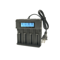 Chargeur LCD à quatre emplacements 4,2 V 3,7 V pour piles au lithium/nickel-hydrure AA/AAA avec démarrage à zéro tension pour appareils photo et jouets