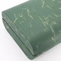 Caja de regalo de vino individual hecha a mano de lujo personalizada diseño curvo de cartón rígido para champán whisky botella de vino tinto esponja en relieve