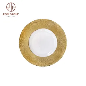 Oem Odm Custom Banket Hotel Decoratie Onbreekbaar Servies 13 Inch Ronde Rose Goud Omrand Helder Glas Oplader Platen Bruiloft