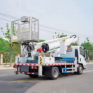 Camión de Trabajo Aéreo Isuzu con Brazo Telescópico de 24m y 4 Secciones, Rotación Completa, para Reparaciones de Emergencia en Redes Eléctricas - Product Image 6