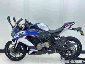 Motocicletas de Carreras Qianjiang Ch Streetbikes SR350, de Gasolina, Bicilíndricas, Refrigeradas por Agua, con Inyección Electrónica de Combustible, 353cc, <span class=keywords><strong>Chila</strong></span> - Product Image 2