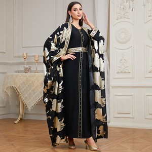 Abaya modeste musulmane transfrontalière du Moyen-Orient, ensemble deux pièces perlé, imprimé estampé or, <span class=keywords><strong>robe</strong></span> de soirée longue - Product Image 2