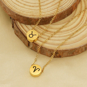 Placcato in oro con tutti i 12 simboli del <span class=keywords><strong>segno</strong></span> zodiacale su collana con ciondolo circolare gioielli regalo personalizzati gioielli in acciaio inossidabile - Product Image 2