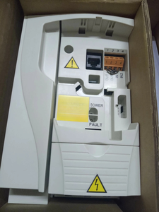 ไดรฟ์ AC รุ่น ACS55 ซีรีส์ ACS55-01E-04A3-2 ระบบควบคุมแบบวงปิดเฟสเดียว 480V/400V/380V/220V สำหรับคอมเพรสเซอร์และมอเตอร์ - Product Image 3