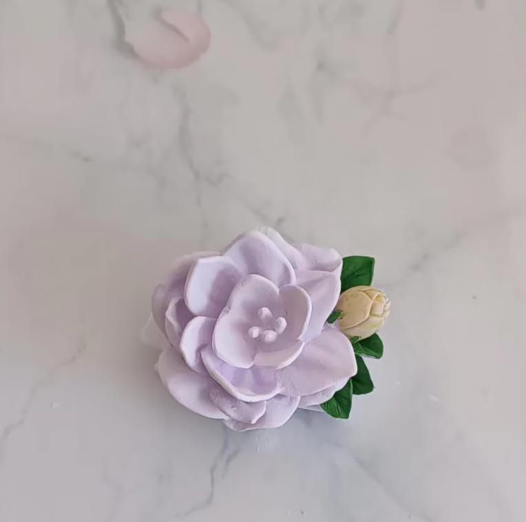 อาซาเลียสีม่วง