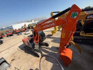 Excavadora Usada HITACHI ZX120 ZX135 de 12 y 13 Toneladas, Excavadora Hidráulica Mediana, Original de Japón, en Buenas Condiciones, Pocas Horas de Uso, Económica - Product Image 3