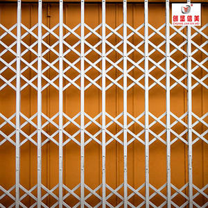 <span class=keywords><strong>Design</strong></span> moderno antifurto porta di sicurezza in lega di alluminio retrattile con scorrevole pieghevole e griglia di sicurezza per l'ingresso del centro commerciale - Product Image 4