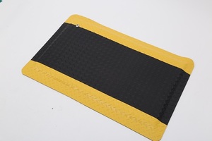 Wholesale High Quality Non-Slip <strong>Waterproof</strong> PVC <strong>Anti</strong>-<strong>Static</strong> Synthetic Rubber <strong>Anti</strong>-Fatigue Comfortable ESD Mat Industrial Floor - Product Image 4