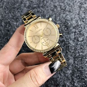 Reloj Cronógrafo de Dos Tonos con Pedrería Dorada para Mujer, Esfera con Números Romanos, Reloj de Pulsera de Lujo de Acero Inoxidable - Product Image 4