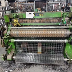 Lưới Hàn mạ kẽm tùy chỉnh bán chạy được sử dụng cho lưới thép lỗ vuông 25*25mm của tấm bảo vệ - Product Image 5