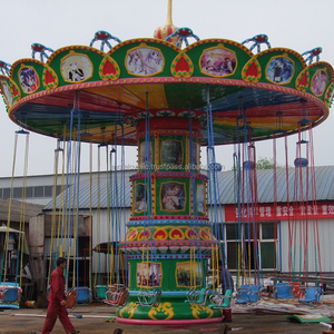 Manège à chaises volantes d'extérieur 24 places en fibre de verre durable, alliage métallique, acier, plastique et PVC pour centres commerciaux - Product Image 2