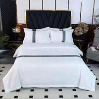 Ensemble de literie personnalisé pour hôtel, housse de couette en satin uni brodée, taille King Queen, blanche, avec des styles de design de créateurs