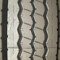 Pneus radiaux TBR tout acier économiques, toutes tailles disponibles pour camions et bus en Afrique 7.50R16LT 8.25R16LT