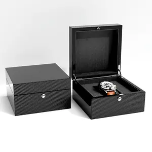 Siyah parlak saat zembereği kılıfı imalatı için özel Logo baskılı izle ekran lüks ahşap saat kutusu