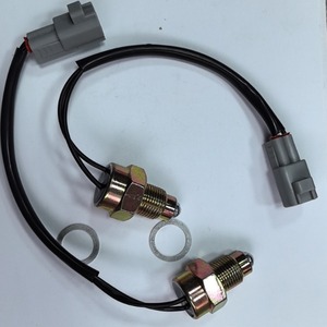 Interruptor de Luz de Reversa Toyota 84210-52010 84210-71050 84210-52020/1, Interruptor Térmico para Reparación y Reemplazo de Automóviles - Product Image 1