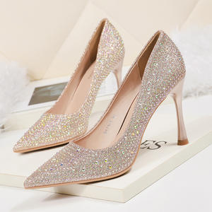 Diamant Perle Scarpe Donna <span class=keywords><strong>Tacco</strong></span> Alto Talons de mariage de luxe en strass pour chaussures de mariée - Product Image 1