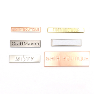 Placa <span class=keywords><strong>de</strong></span> Metal con Logotipo Personalizado para Botellas <span class=keywords><strong>de</strong></span> Vino, Adhesivos 3M <span class=keywords><strong>de</strong></span> Alta Gama para Herrajes <span class=keywords><strong>de</strong></span> Bolsos - Product Image 5