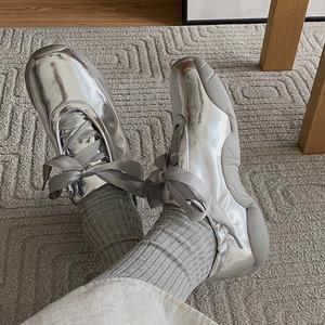 Sepatu Loafer Kasual Wanita Model Mary Jane Gaya Ballet Sporty Warna Perak dari Xinzirain, Sepatu Sneaker Ballerina dengan Tali - Product Image 2