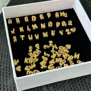 Collar de Cadena de Eslabones de Acero Inoxidable Chapado en Oro de 18K Personalizado con Letras 3D de Burbuja, Delicado Alfabeto A-Z, Nombre Personalizado, Ideal para Fiestas y Tendencias - Product Image 4