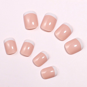 24 pièces <span class=keywords><strong>de</strong></span> <span class=keywords><strong>faux</strong></span> <span class=keywords><strong>ongles</strong></span> courts et ronds, style français simple et tendance, avec adhésifs et <span class=keywords><strong>kit</strong></span> d'outils, fournitures pour <span class=keywords><strong>ongles</strong></span>, vente en gros, <span class=keywords><strong>pas</strong></span> <span class=keywords><strong>cher</strong></span> - Product Image 4