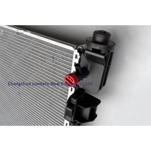 Réservoir d'eau de radiateur de refroidissement du moteur pour Dodge Durango Jeep Grand Cherokee WK 55038001AG 55038001AH 52014529AB 55038185AE - Product Image 5