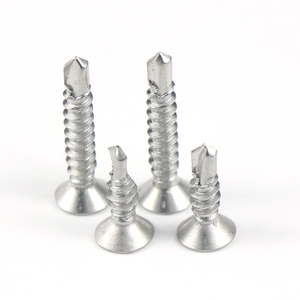 Fabricant de vis en acier inoxydable 304, vis en <span class=keywords><strong>aluminium</strong></span> à tête plate, vis auto-perforantes de bonne qualité - Product Image 1