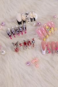 Uñas postizas personalizadas al por mayor HY Tiktok, estilo bailarina, medianas, con forma de ataúd, con perlas, punta francesa, manicura, uñas adhesivas ABS - Product Image 2