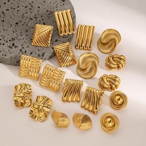 Pendientes de Aro de Acero Inoxidable con Baño de Oro de 18K para Mujer, Diseño de Marca de Moda, Tamaño Grande, Resistentes al Agua, Disponibles al por Mayor para Regalo - Product Image 2