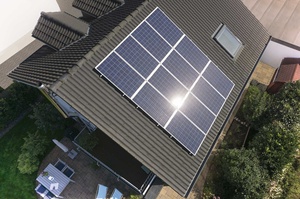 ระบบโซลาร์เซลล์แบบติดตั้งบนหลังคา/พื้นดินสำหรับบ้าน 340W 330W 300 วัตต์ PERC Poly Solar พร้อมใบรับรองสำหรับตลาด ZM-A-P-340 330w Poly Solar - Product Image 6