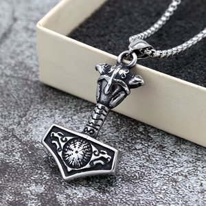Yunnique – pendentif marteau de Thor en acier inoxydable, breloque sur le thème des Vikings, bijoux cadeau pour hommes - Product Image 2