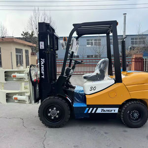 YangFT Serie C 3000KG CPCD30 3TONS Carretilla elevadora diésel Neumáticos sólidos con abrazadera de rollo de papel - Product Image 3