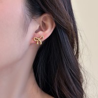 Mode Arc En Acier Inoxydable Collier Femmes Lame Torsadée Serpent Os Chaîne Niche Conception Super Flash Clavicule Chaîne