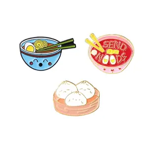 Pembe yay erişte yumurta Ramen rozeti özel çin geleneksel gıda broş yaka Pin karikatür takı hediye toptan emaye Pin
