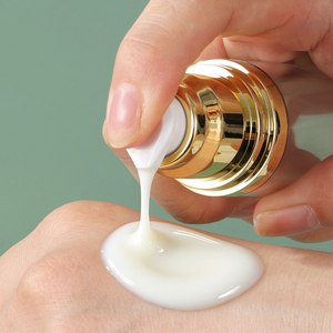 Luxury Cosmetic Packaging 15ml <strong>30ml</strong> <strong>50ml</strong> 80ml 100ml 120ml Golden UV Finishing Plastic <strong>Airless</strong> Lotion Cream Pump <strong>Bottle</strong> Skincare Packaging - Product Image 6